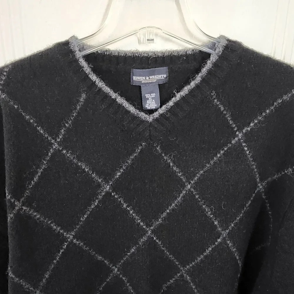 Bowen & Wright Men's 100% Wool Black Sweater